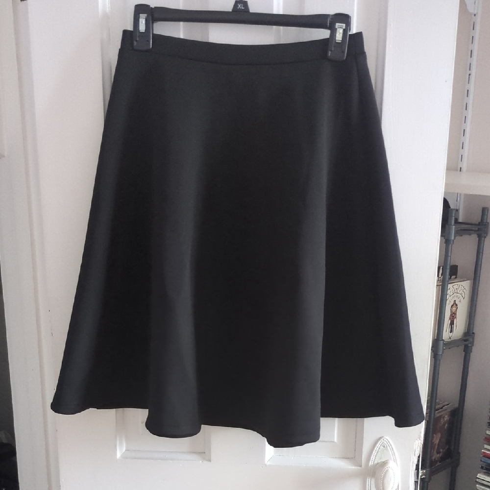 Black Knee-Length A-Line Skater Skirt